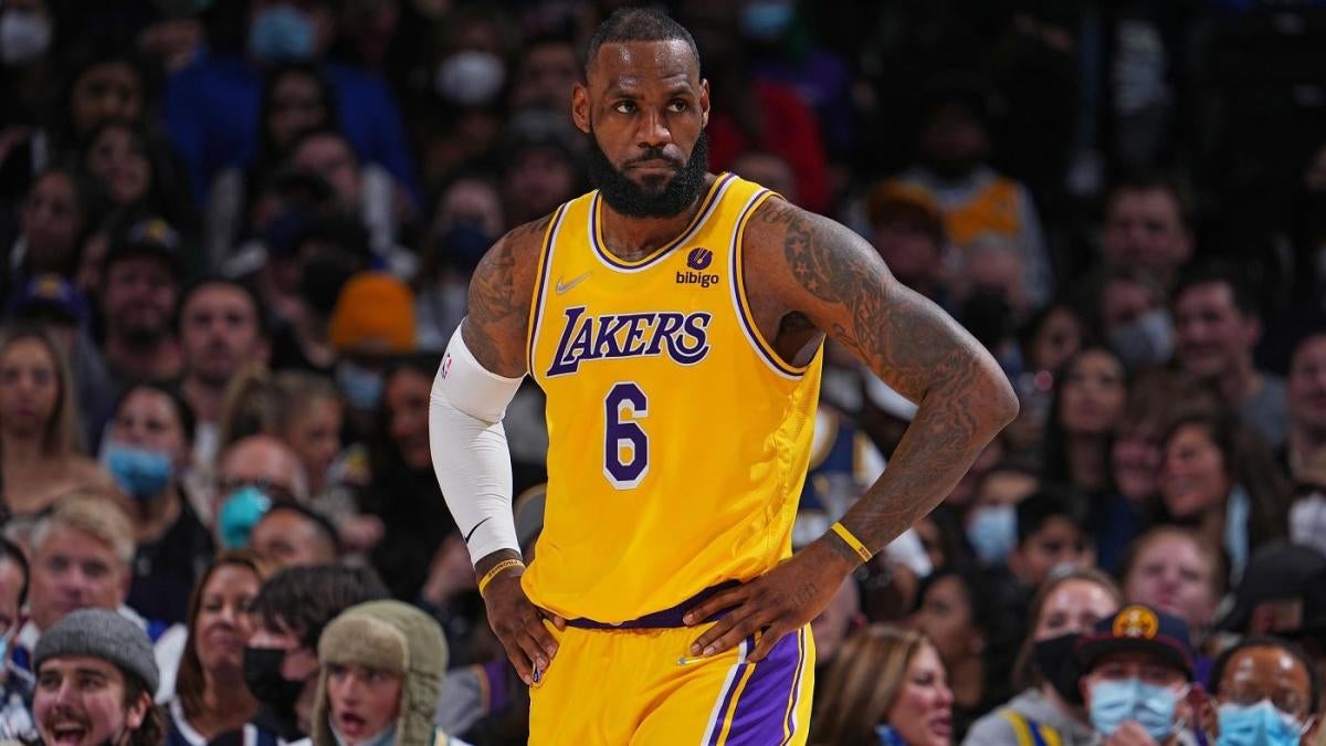 LeBron James meminta maaf atas musim Lakers yang mengecewakan: ‘Saya berjanji kami akan lebih baik’