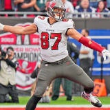 rob-gronkowski-buccaneers-getty.jpg