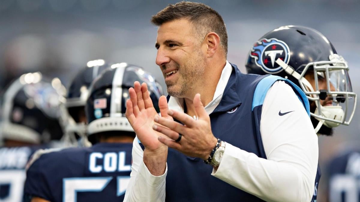 Mike Vrabel named PFWA Coach of the Year Titans - Music City Miracles