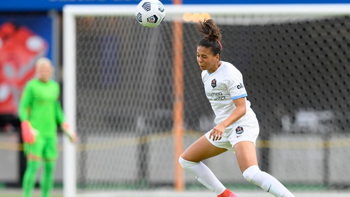 María Sánchez aims to break barriers and narratives with Houston Dash following two-year Liga MX Femenil stint