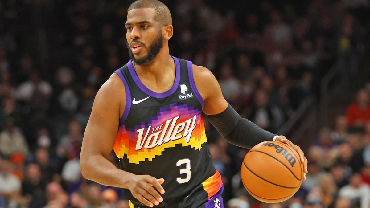 Chris Paul returns to game action vs. Nuggets, helps Suns clinch top  overall seed in NBA playoffs - CBSSports.com