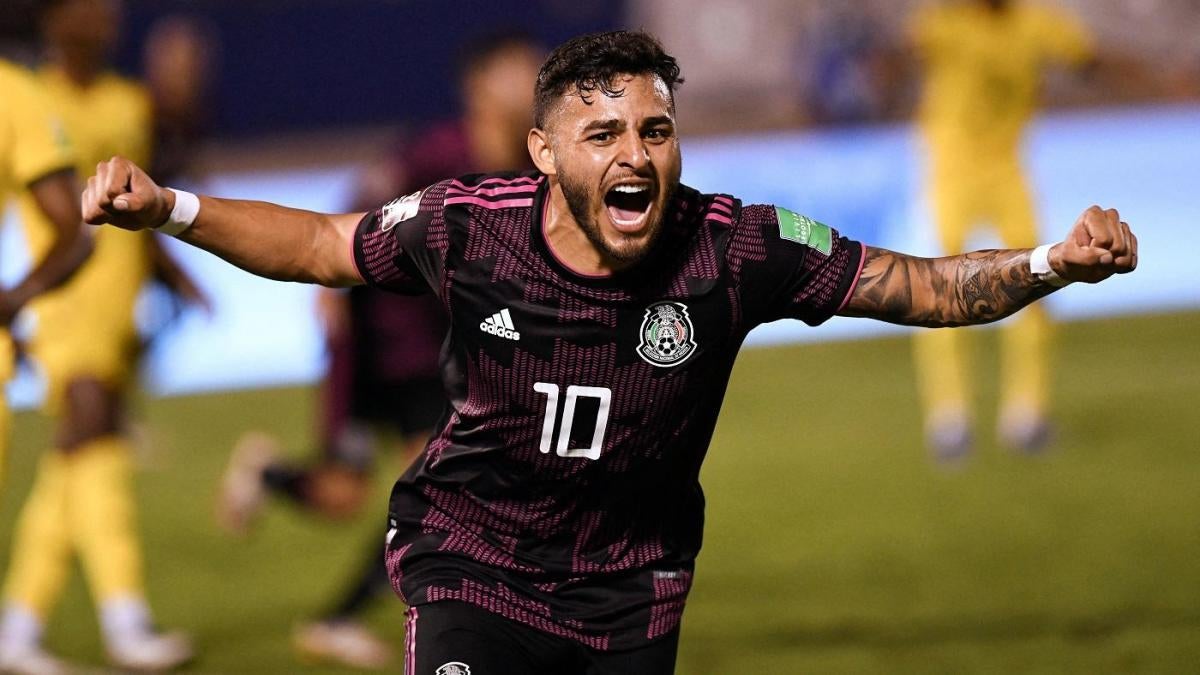 World Cup Qualifying Roundup: Mexico engineers a comeback, Canada rolls and Costa Rica pulls out a win