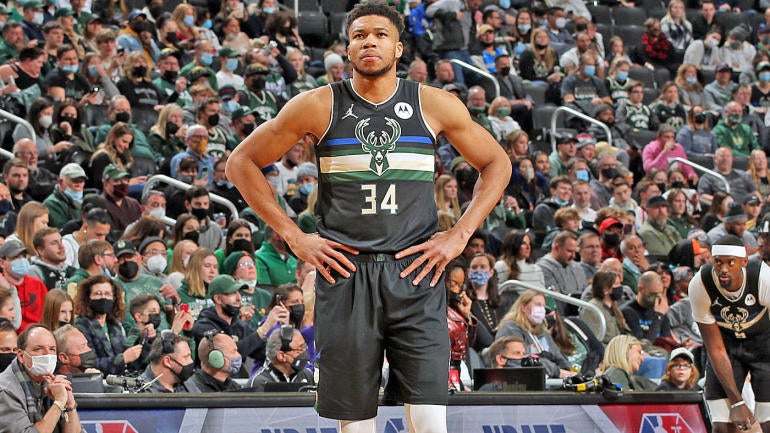 giannis-antetokounmpo-bucks-getty.jpg