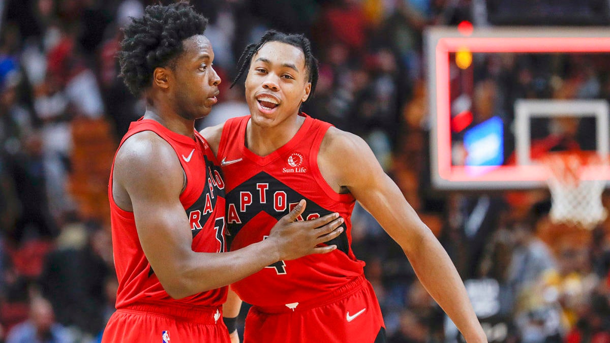 Raptors mengalahkan Heat dalam thriller triple-overtime yang liar;  kelima starter Toronto bermain lebih dari 50 menit dalam kemenangan