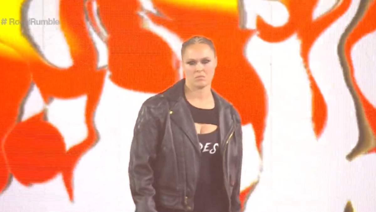 Royal Rumble 2022: Ronda Rousey kembali dari absen tiga tahun WWE, memenangkan pertandingan Rumble wanita