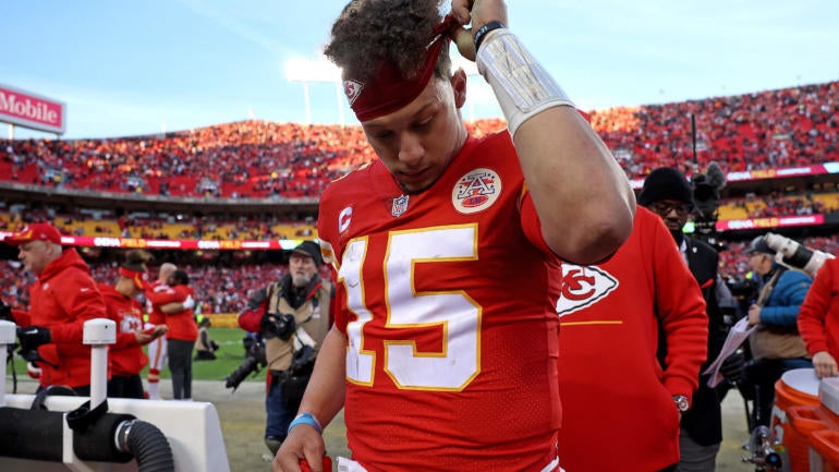 What In The World Happened To Patrick Mahomes After Halftime? Examining ...