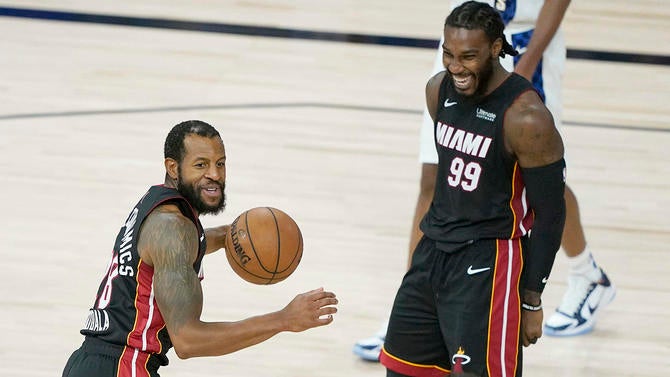 iguodala-crowder.jpg