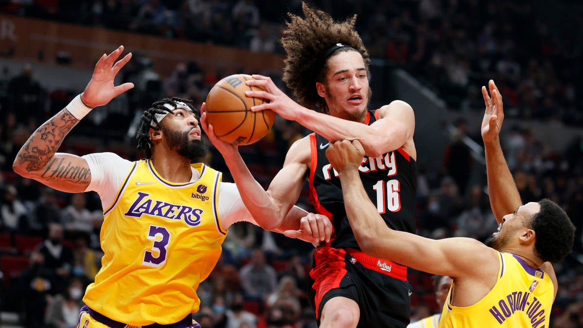 Lakers hit rock bottom in a loss to roster-gutted Blazers, leaving ...