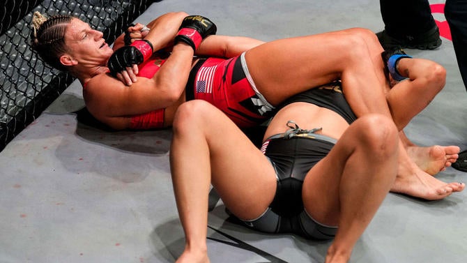 kayla-harrison-armbar.jpg