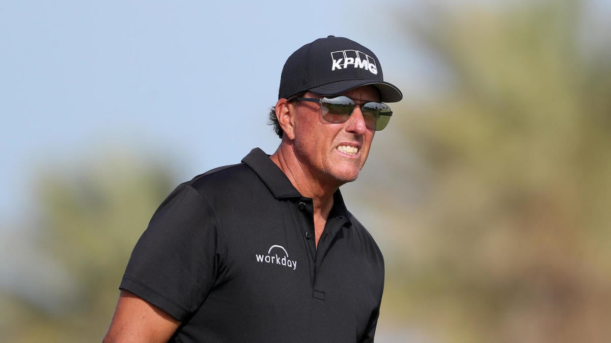 Phil Mickelson 'deeply sorry' for 'reckless' words about Saudi league, claims comments were off the record