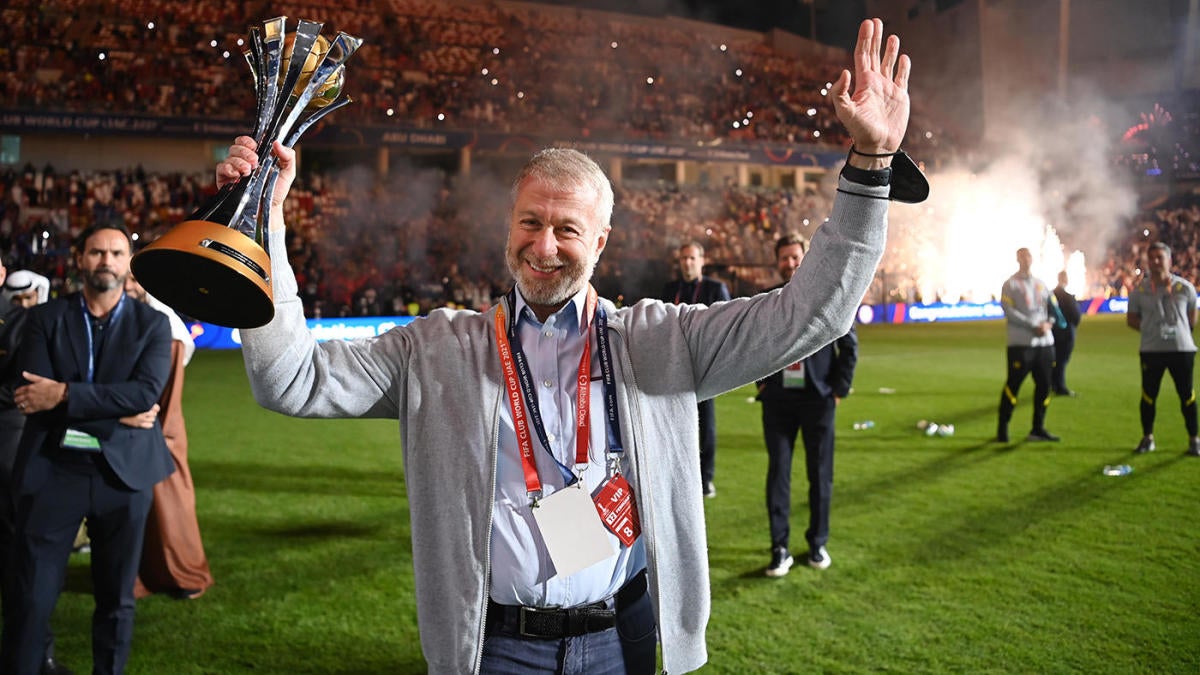 Chelsea owner Roman Abramovich and Russia's Ukraine invasion cast shadow over League Cup final