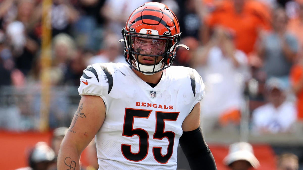 Cincinnati Bengals linebacker Logan Wilson (55) in coverage during an NFL  football game against the New