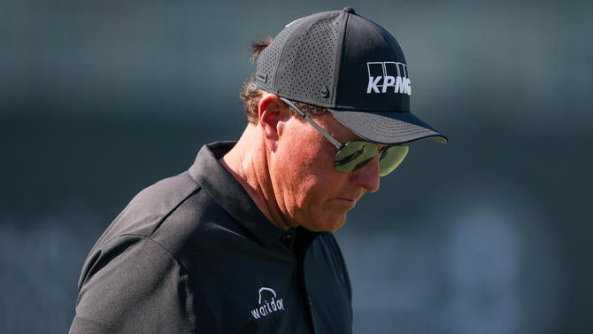 phil-mickelson-2022-sa.jpg