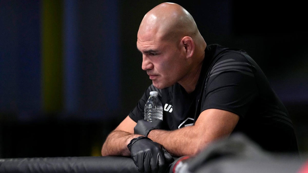 El ex campeón de peso pesado de UFC Cain Velásquez acusado de intento de asesinato después de un accidente de tiro