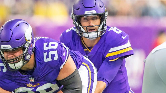 Vikings: Kirk Cousins meme is from helmet no pads in preseason game