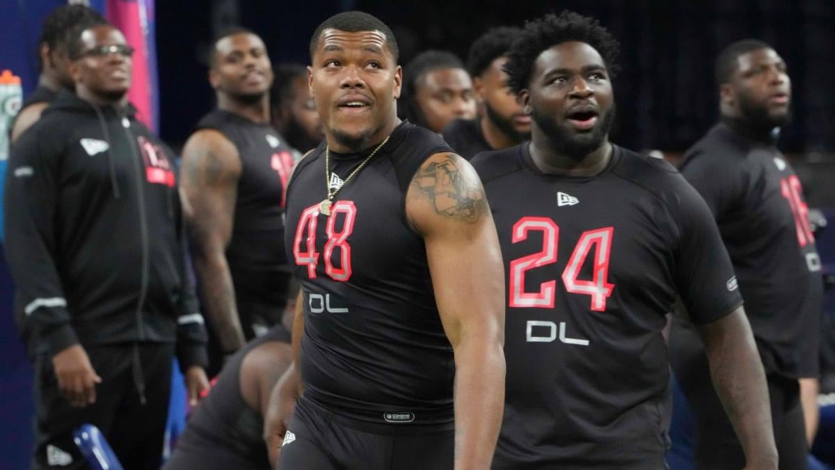 341-pound Georgia DL Jordan Davis flies during 40-yard dash at Combine