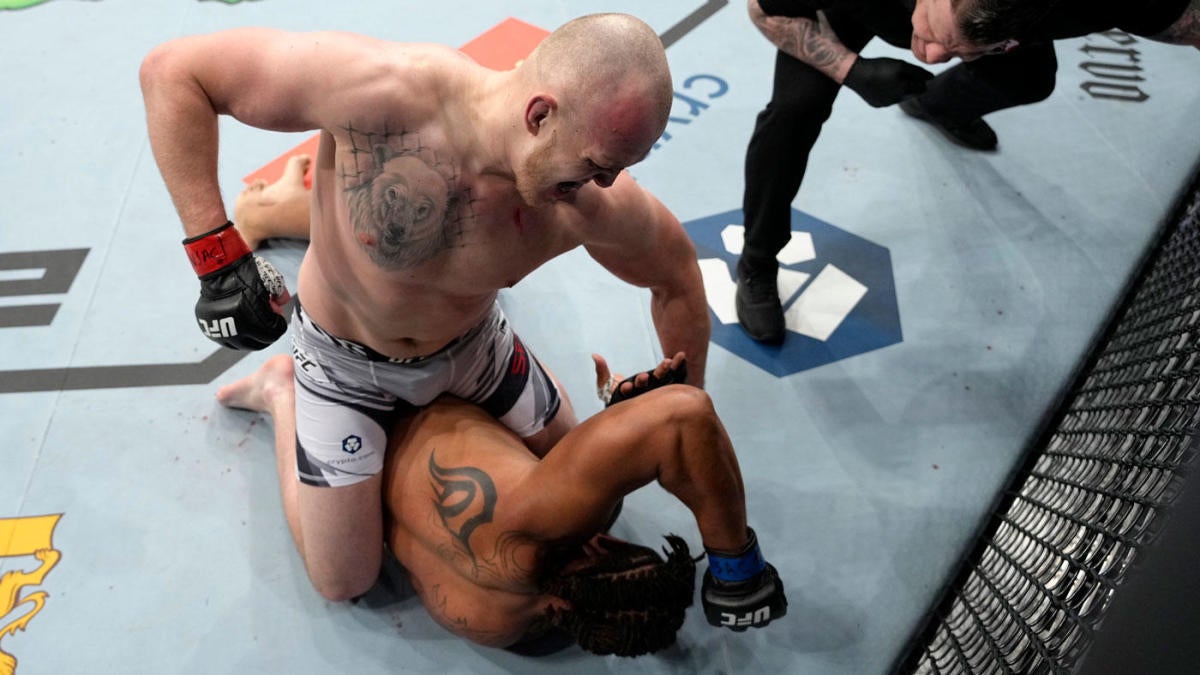 Hasil UFC 272, sorotan: Serghei Spivac menghancurkan Greg Hardy untuk TKO ronde pertama yang mudah