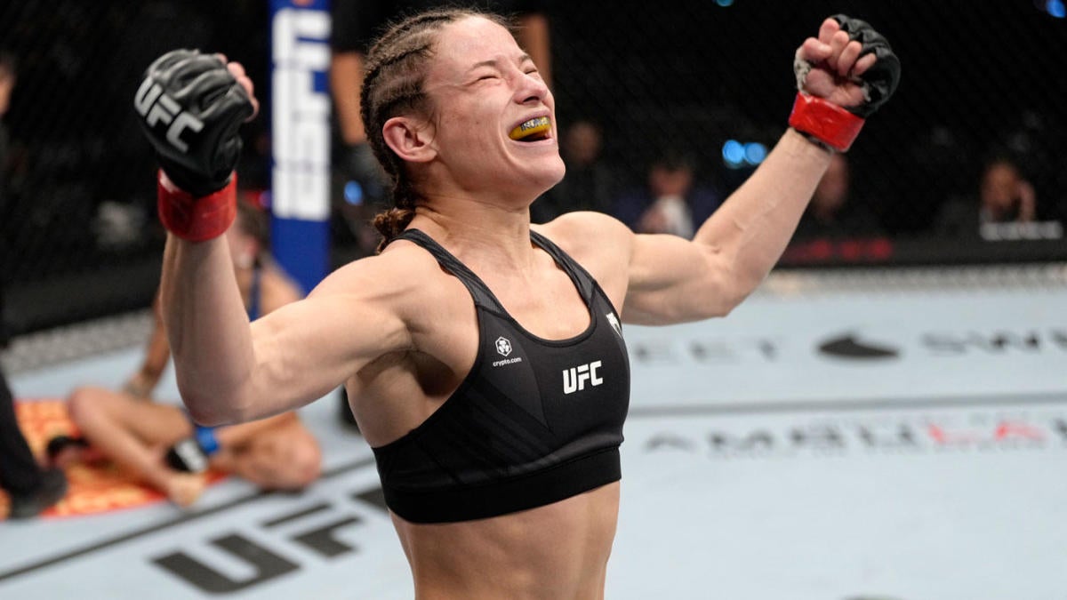 Hasil UFC 272, sorotan: Maryna Moroz dari Ukraina menjadi emosional setelah mencetak kemenangan atas Mariya Agapova
