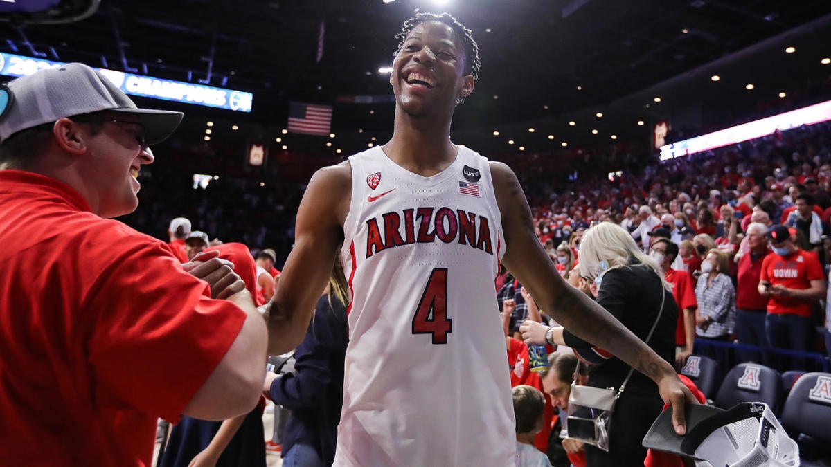 Peringkat bola basket perguruan tinggi: Arizona naik ke No. 2 di Coaches Poll, UCLA melompat lima tempat