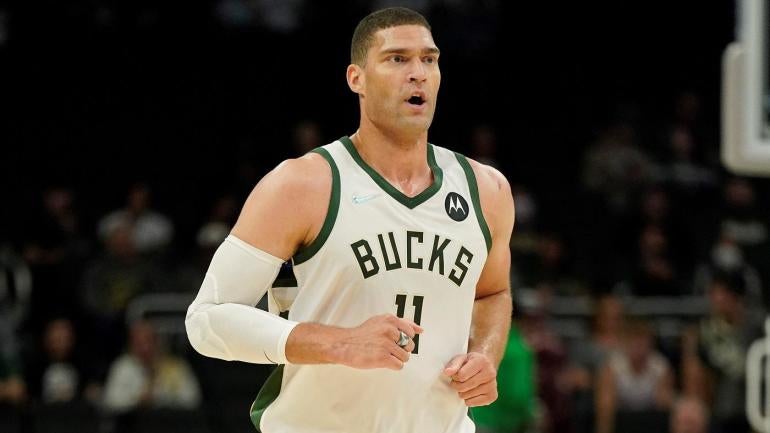 Brook Lopez Milwaukee Bucks