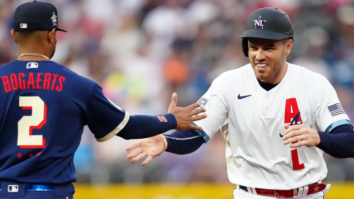 MLB rumors: Red Sox join Freddie Freeman sweepstakes; Astros looking at Carlos Correa reunion?