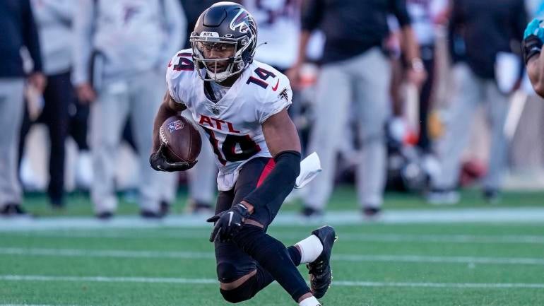 tee-higgins-2-1400.jpg