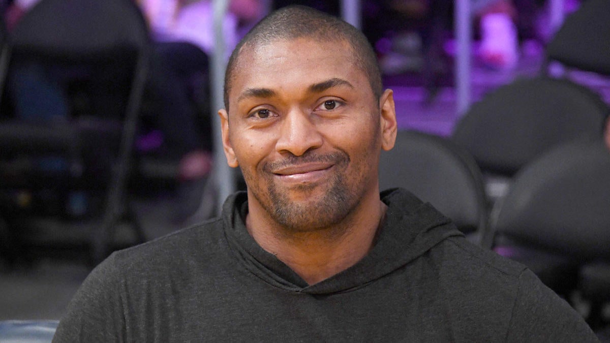 Metta World Peace expected to start in Kobe Bryant's place vs