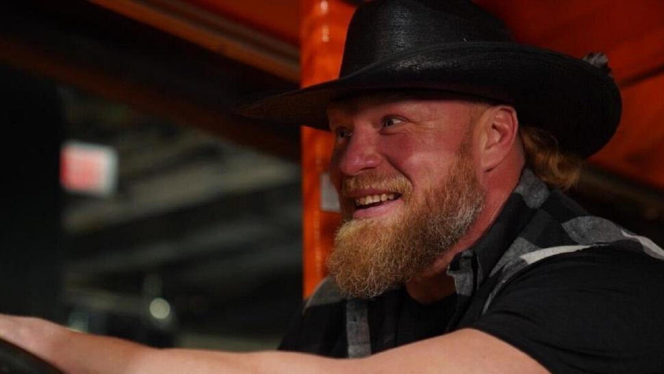 Roman Reigns vs Brock Lesnat on WWE SmackDown ahead of WrestleMania 38 pro wrestling news