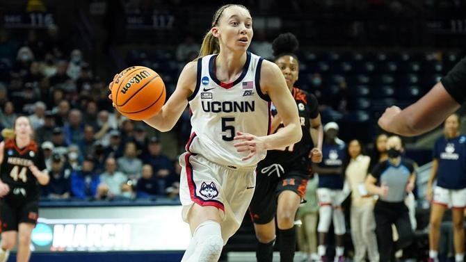 Paige Bueckers UConn Huskies Women's Basketball