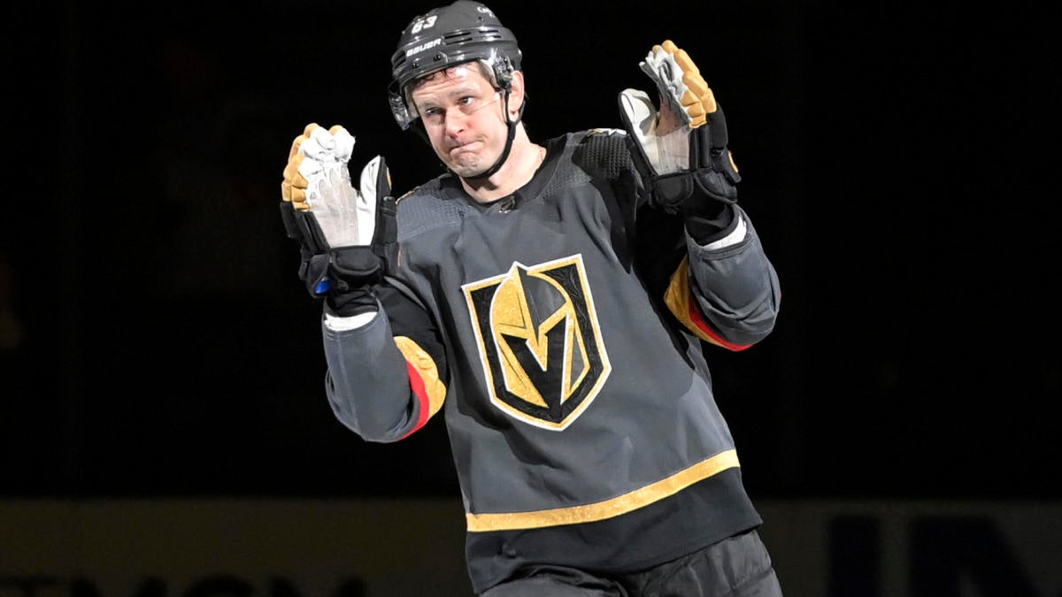 NHL membatalkan perdagangan Evgenii Dadonov antara Anaheim Ducks dan Vegas Golden Knights
