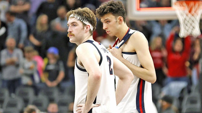 drew-timme-chet-holmgren-gonzaga-getty.jpg