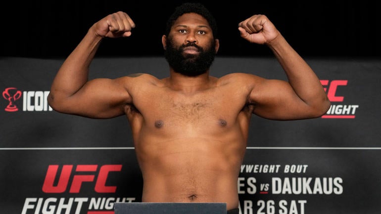 curtis-blaydes-columbus-weighin.jpg