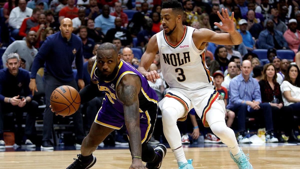 Lakers mematahkan keunggulan 23 poin atas Pelicans meski 39 poin dari LeBron James, jatuh ke urutan 10 di Wilayah Barat