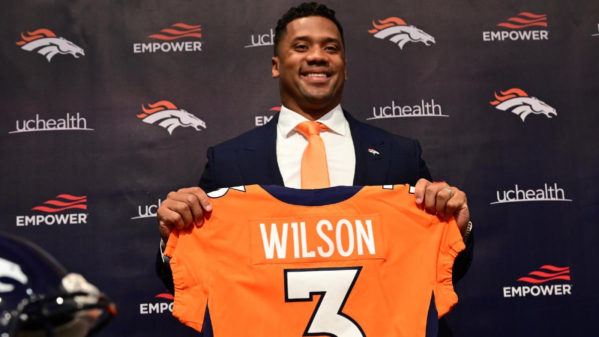 Russell Wilson's arrival makes Broncos tickets a hot commodity again on  secondary market