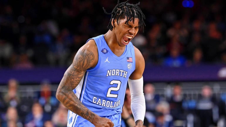 Caleb Love meninggalkan Carolina Utara: Pencetak gol terbanyak Tar Heels memasuki portal transfer, tetapi UNC menambahkan Paxson Wojcik Caleb Love meninggalkan Carolina Utara: Pencetak gol terbanyak Tar Heels memasuki portal transfer, tetapi UNC menambahkan Paxson Wojcik