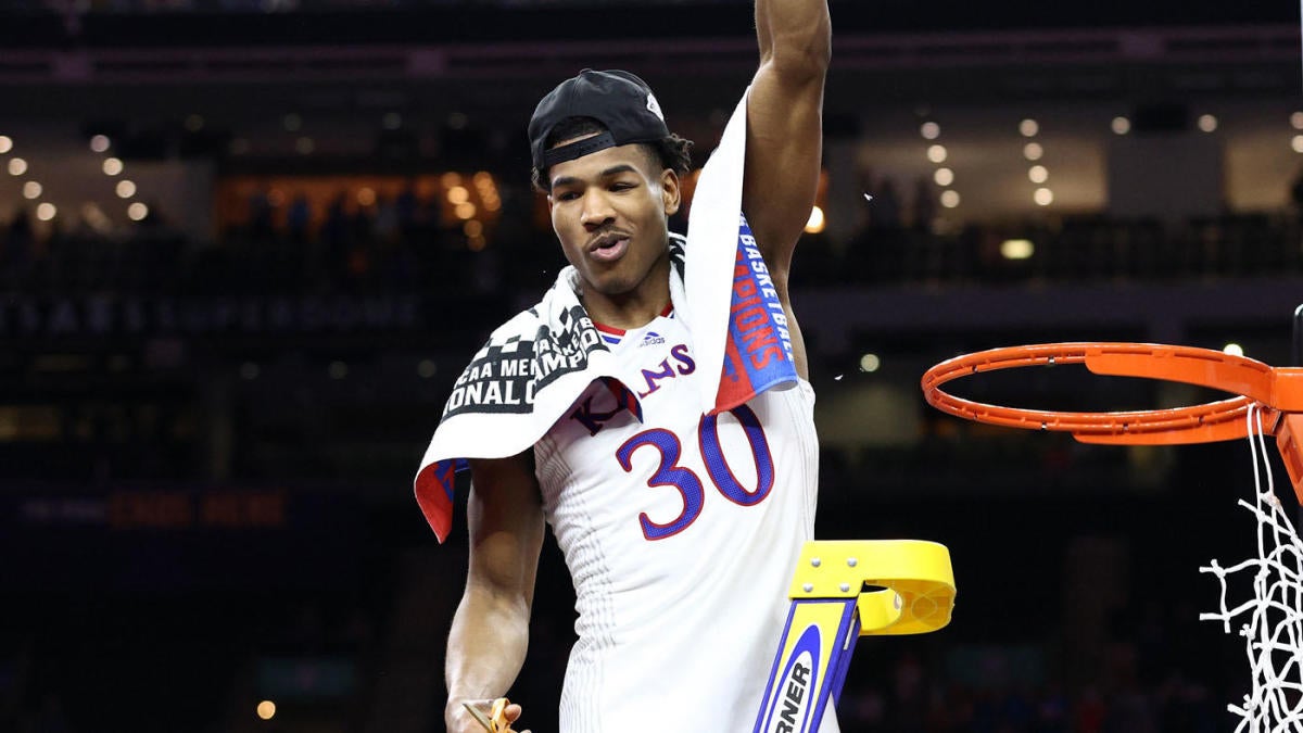 2022 Final Four: Ochai Agbaji wins Most Outstanding Player, but was he the  most deserving Kansas star? - CBSSports.com