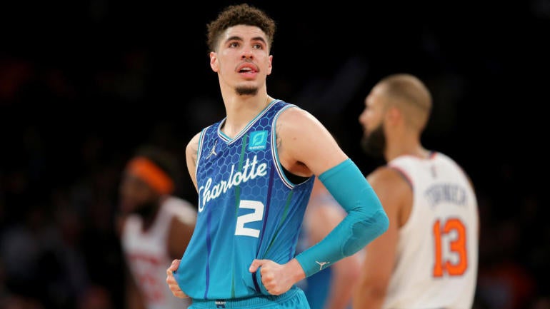 getty-lamelo-ball-hornets.jpg