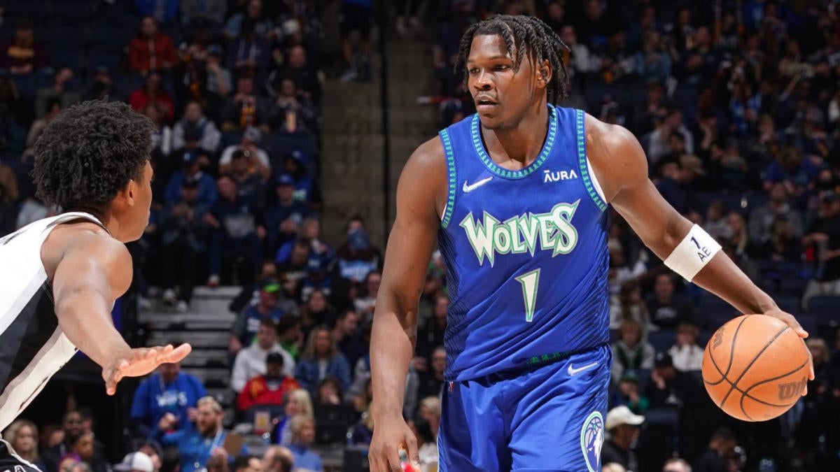 Timberwolves' Anthony Edwards apologizes for homophobic comments he made on  social media 