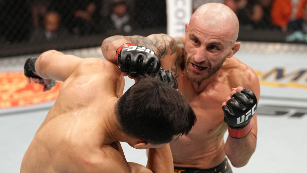 UFC 273 results highlights: Alexander Volkanovski retains featherweight title with TKO of Korean Zombie – CBS Sports