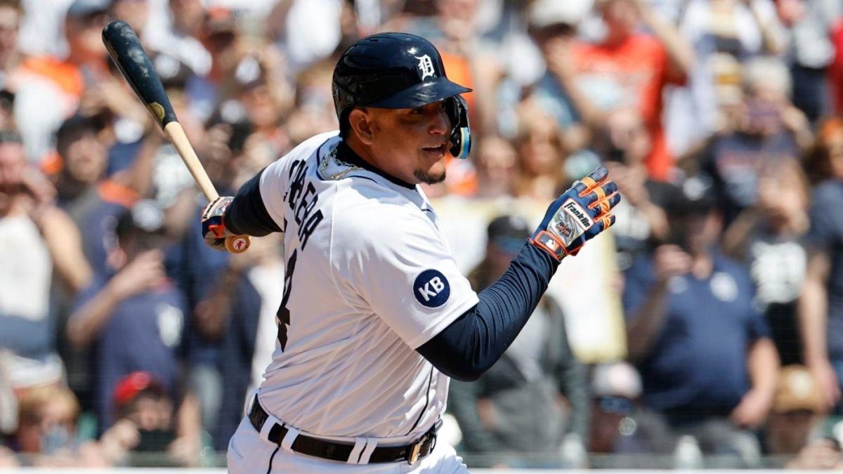 mlb players with 500 home runs and 3000 hits