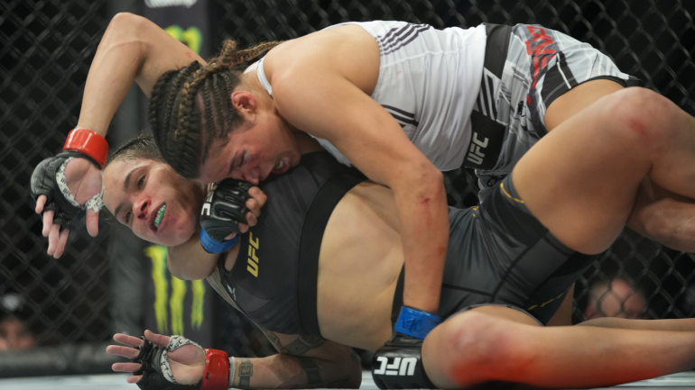 julianna-pena-nunes-choke.png
