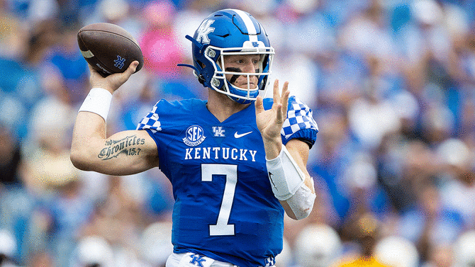 usatsi-16776631-will-levis-kentucky-qb-2021-1400.gif