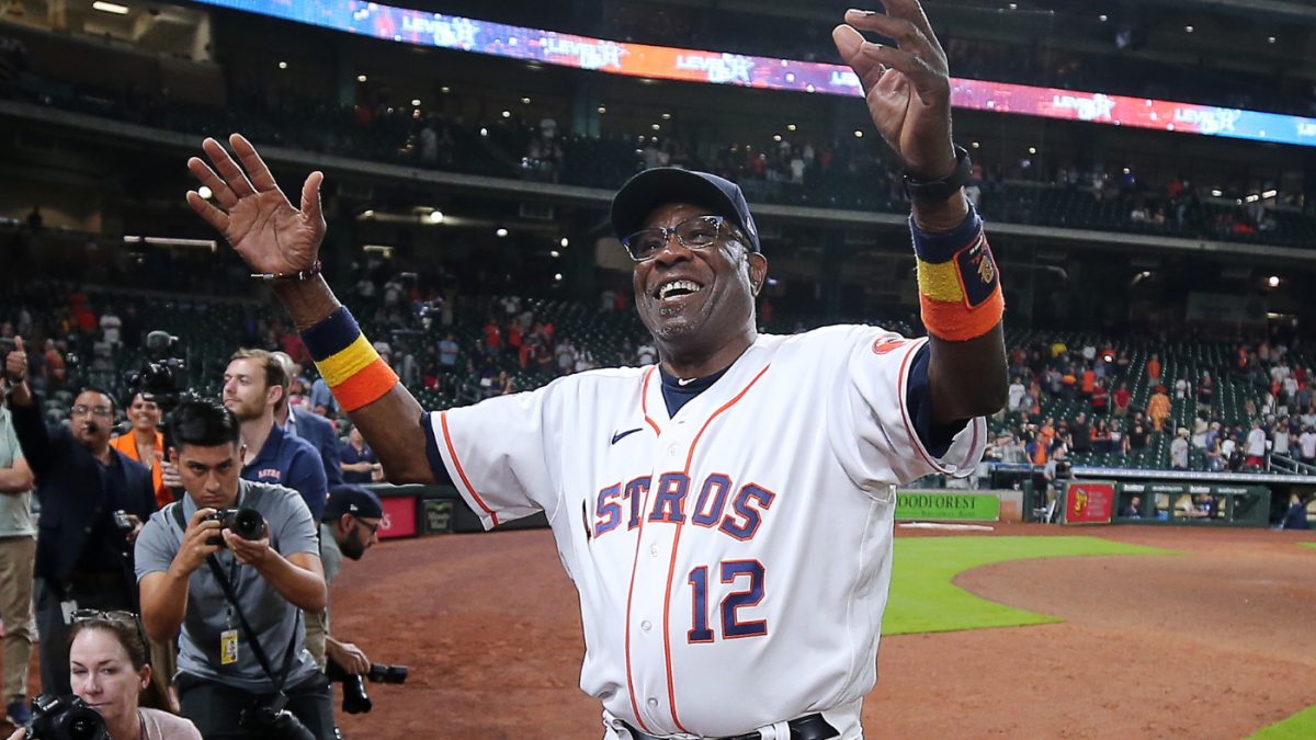 Houston Astros - Another win, another milestone! Dusty
