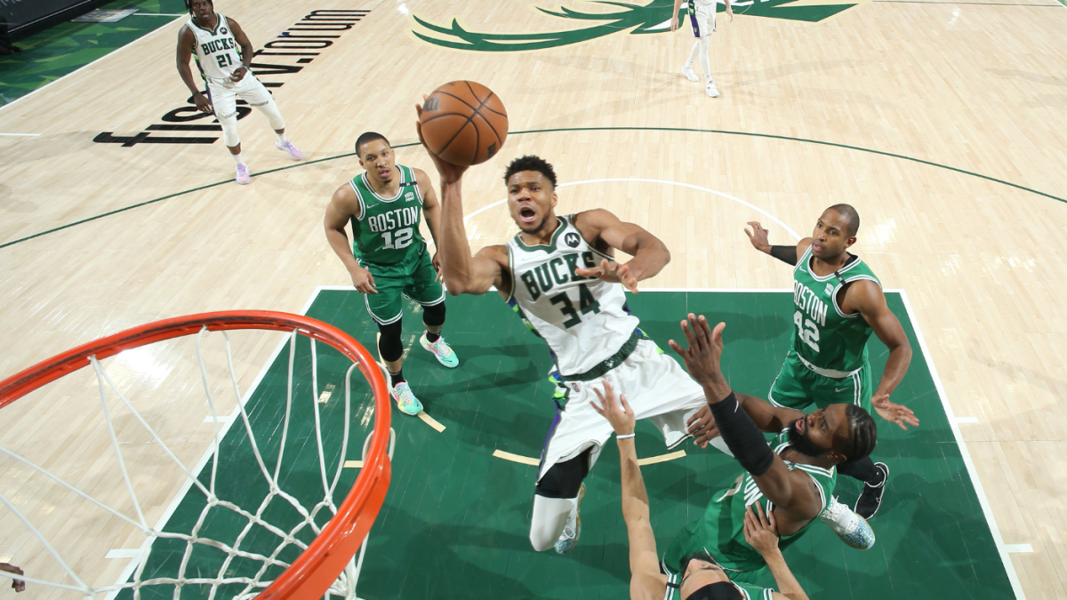 Bucks vs. Celtics score: Milwaukee holds off comeback attempt from Boston in Game 3 to take 2-1 series lead – CBS Sports