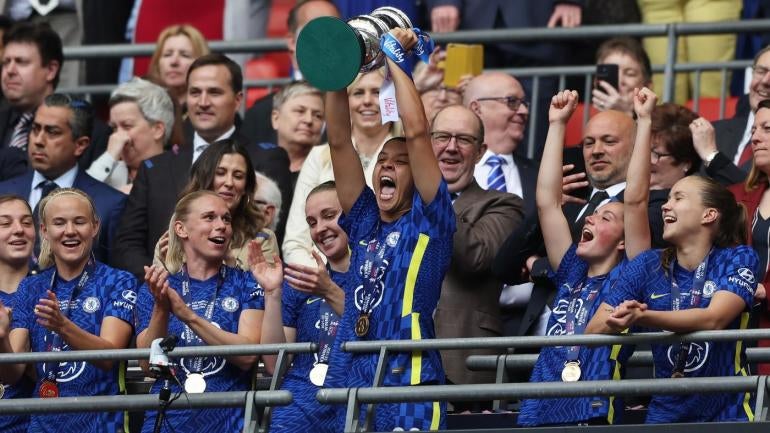 Sam Kerr memimpin Chelsea meraih gelar Piala FA Wanita dengan mengalahkan Man City di perpanjangan waktu