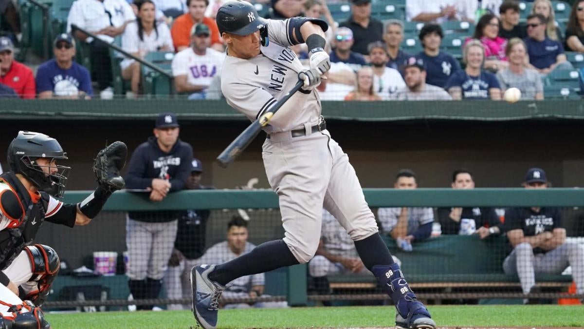 Aaron Judge plays leftfield, but no balls hit to him in Yankees