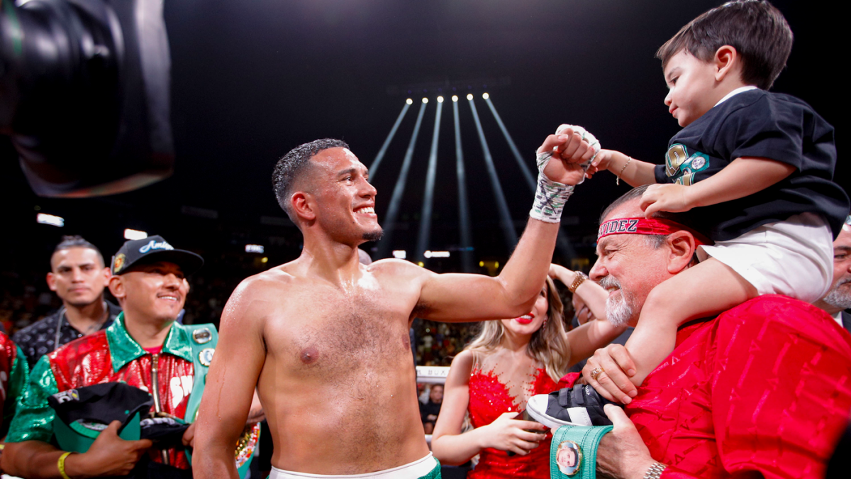 David Benavidez remains undefeated with dominant third-round TKO of David Lemieux