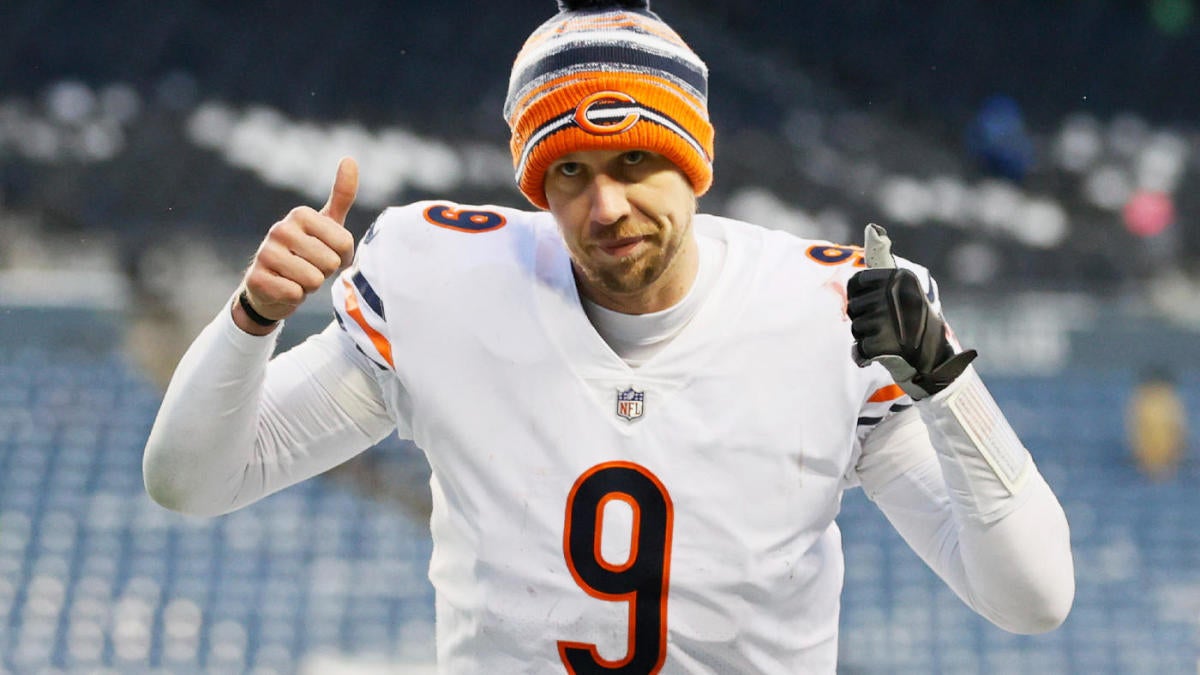 input Til fods efterskrift Colts signing Nick Foles: Former Eagles, Bears QB agrees to new two-year  deal, per report - CBSSports.com