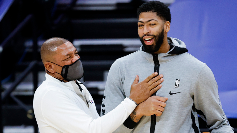 Rumor kepelatihan Lakers: Tim tidak mengesampingkan kemungkinan Doc Rivers 76ers tersedia, menurut laporan