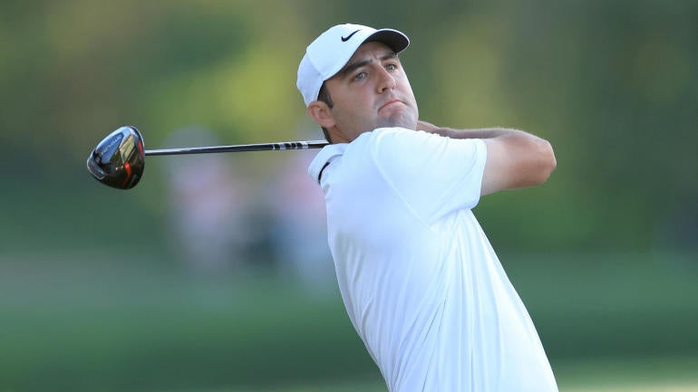 usatsi-16613561-jon-rahm-2021-northern-trust-r-4-4th-tee-1400.gif